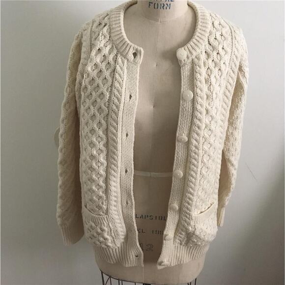 Vintage Aran Crafts Cable Knit Cream Cardigan Ireland Irish Fisherman Sweater S - Picture 7 of 8